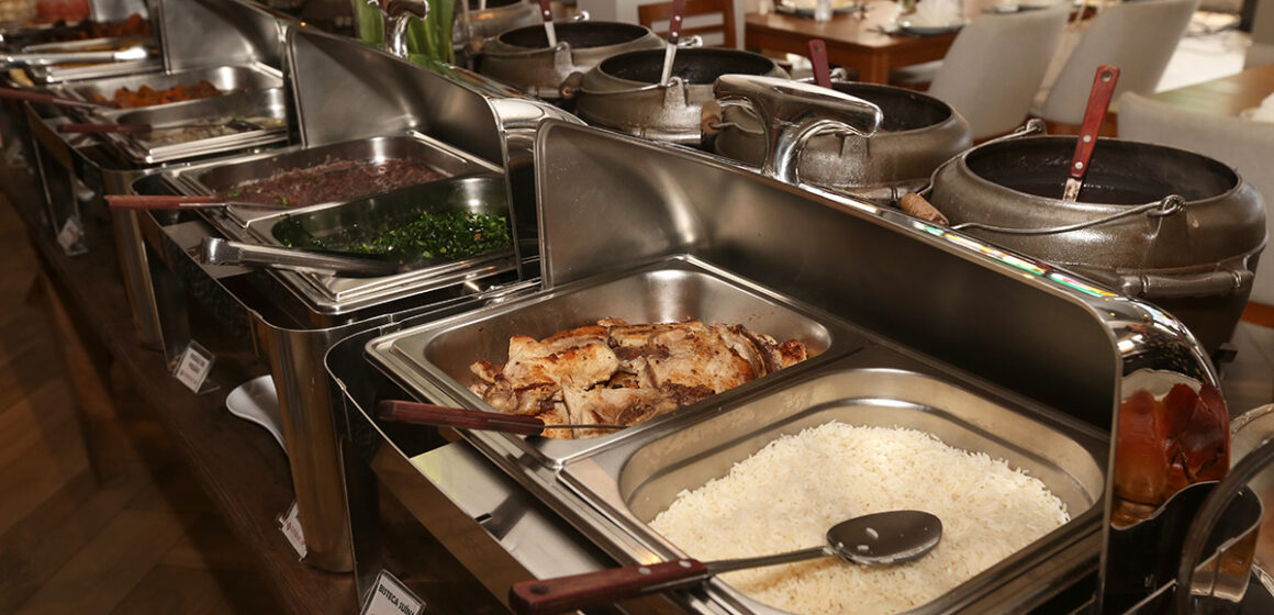 Feijoada do Lindacap encerra neste sábado (30) com show da banda Swing Maneiro