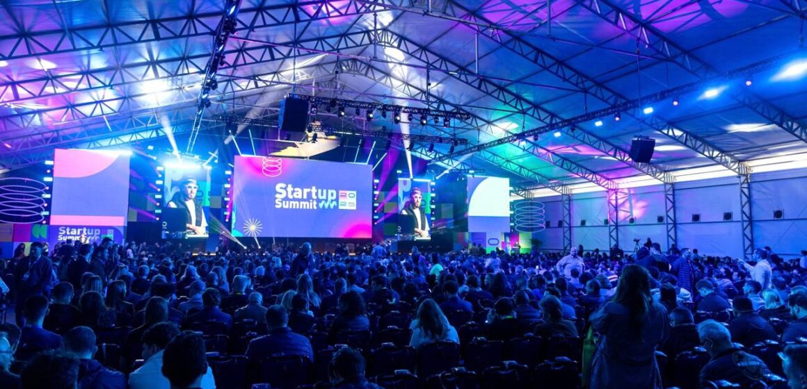 Startup Summit 2025 reúne mais de 200 palestrantes e 1.000 startups em Florianópolis