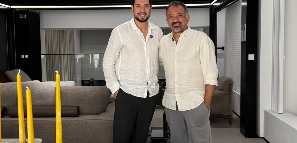 Premiado Designer Marcus Ferreira visita Revelo, em Itapema