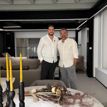 Premiado Designer Marcus Ferreira visita Revelo, em Itapema