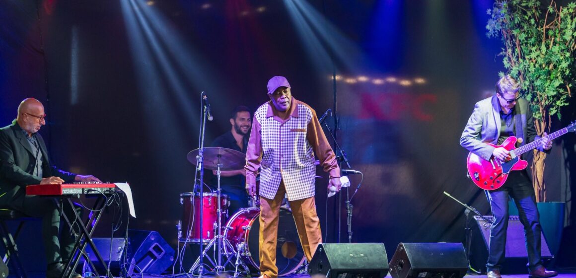 Neumarkt Shopping comemora 32 anos com show internacional de blues gratuito