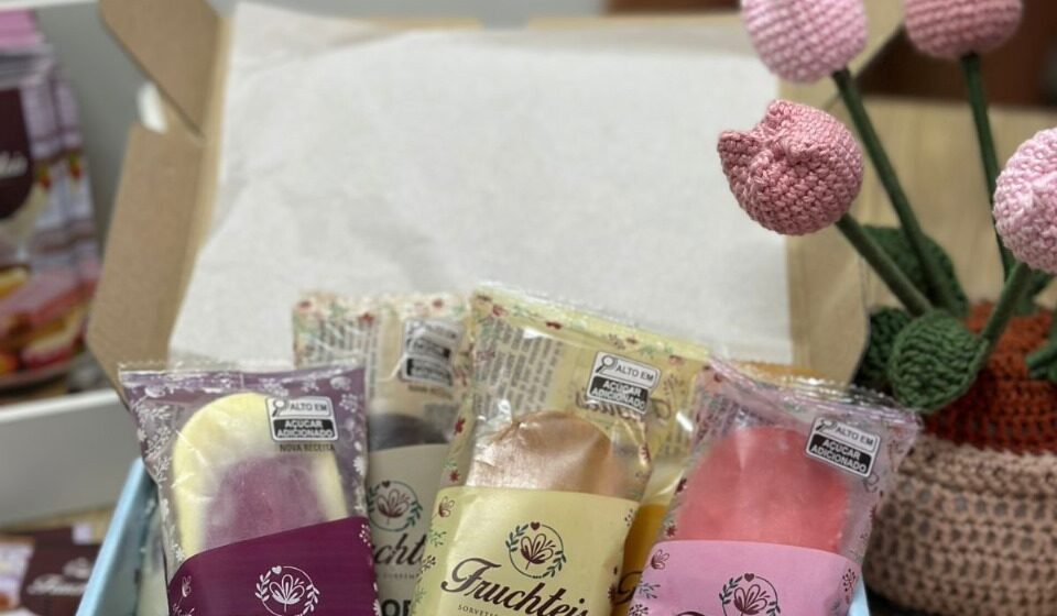 A Fruchteis, de Camboriú, apresenta a doçura da tradição reinventada em sobremesas no palito que encantam gerações