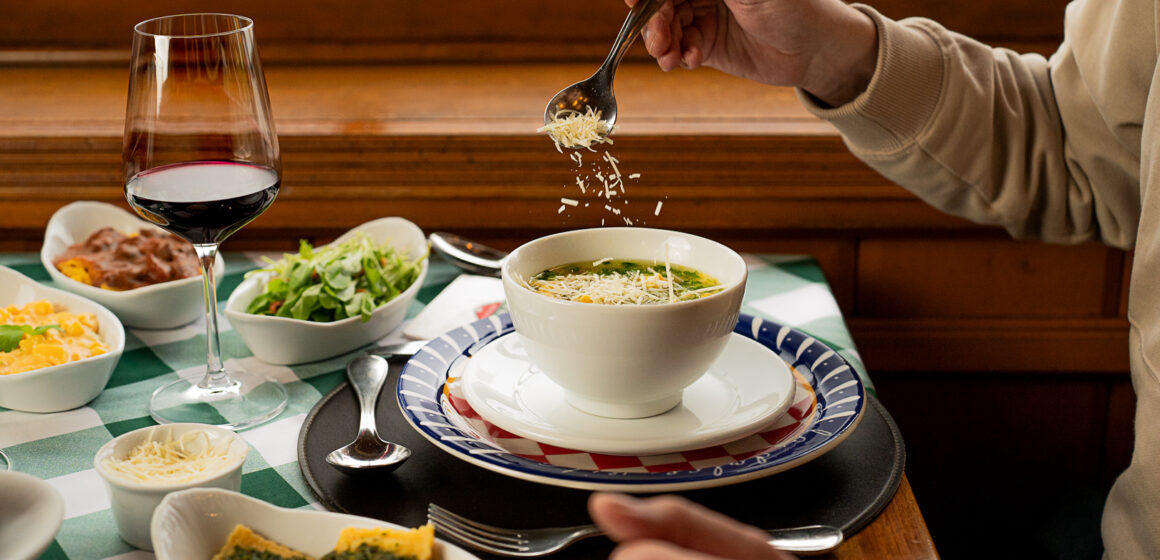 Campanha do Mamma Mia valoriza a tradição italiana com jantar completo a preço especial