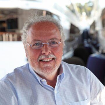 Designer náutico global assina projeto inédito com a brasileira Fibrafort