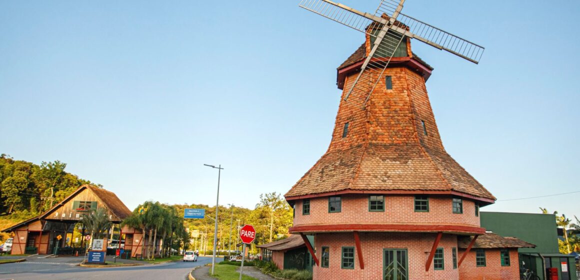 Joinville promove encontro estratégico para empresários do trade turístico