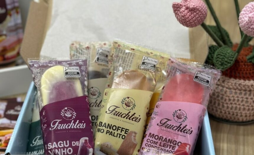 A Fruchteis, de Camboriú, apresenta a doçura da tradição reinventada em sobremesas no palito que encantam gerações