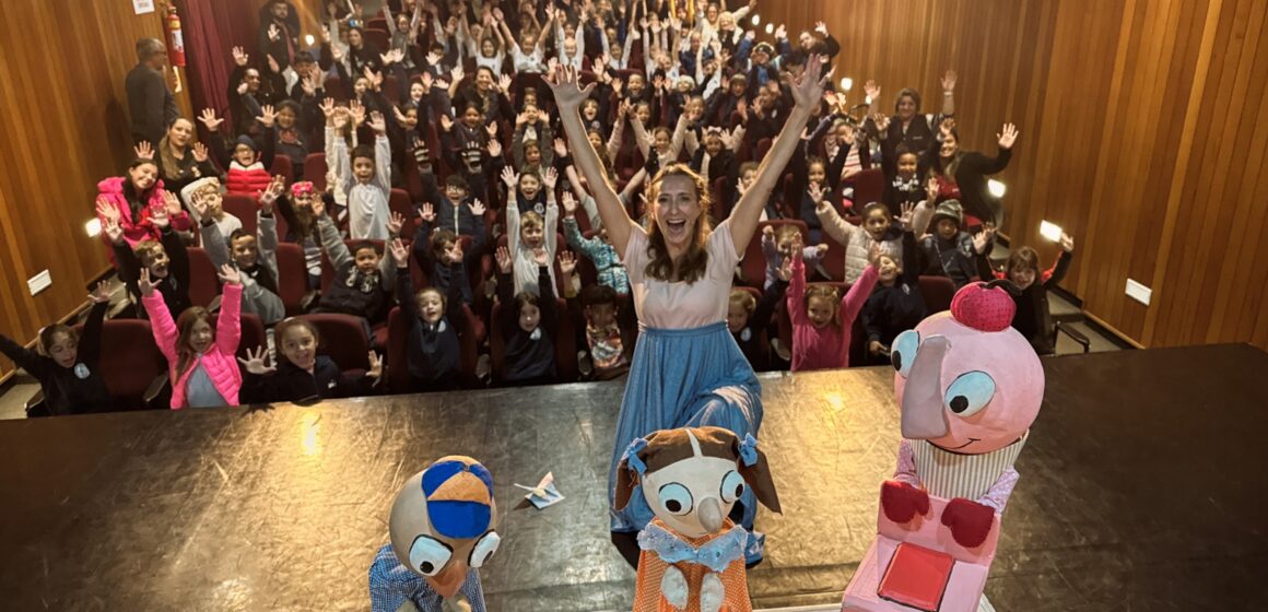 Cia Mútua comemora 30 anos com circulação gratuita de espetáculos e oficinas