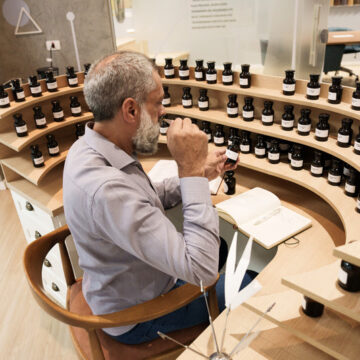 O Boticário aproxima perfumistas globais com fãs das fragrâncias da marca