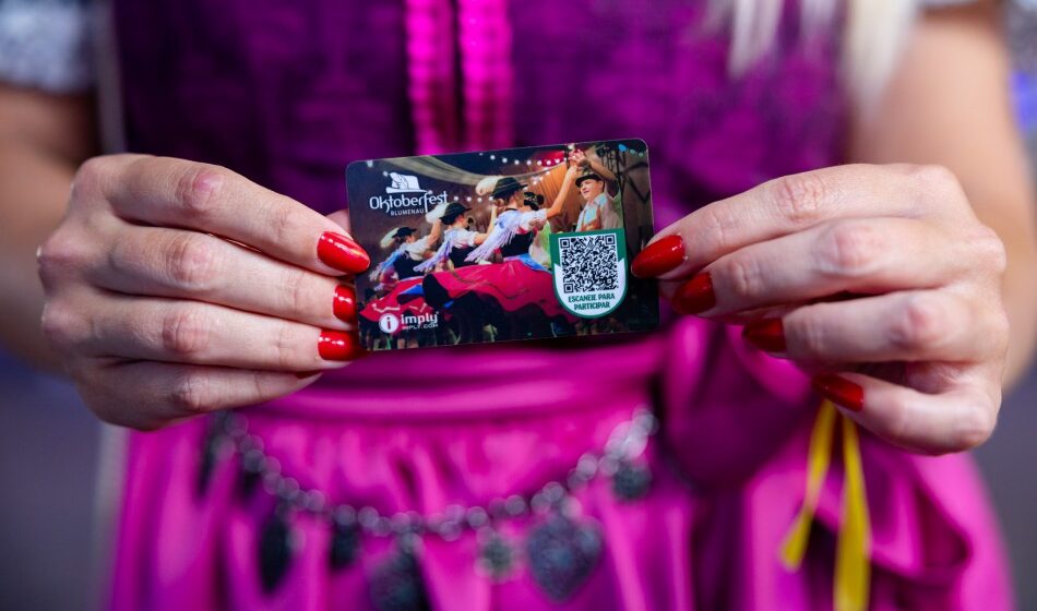 Oktober Karte terá reembolso por Pix na 40ª Oktoberfest Blumenau