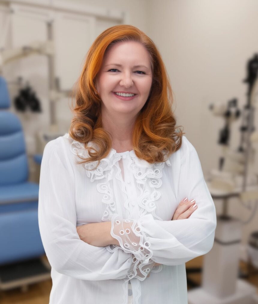 Dra. Karla Tratsk: médica e oftalmologista de amplo espectro, referência em saúde integrativa