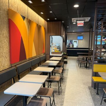 McDonald’s moderniza restaurante em Balneário Camboriú e anuncia geração de empregos na cidade