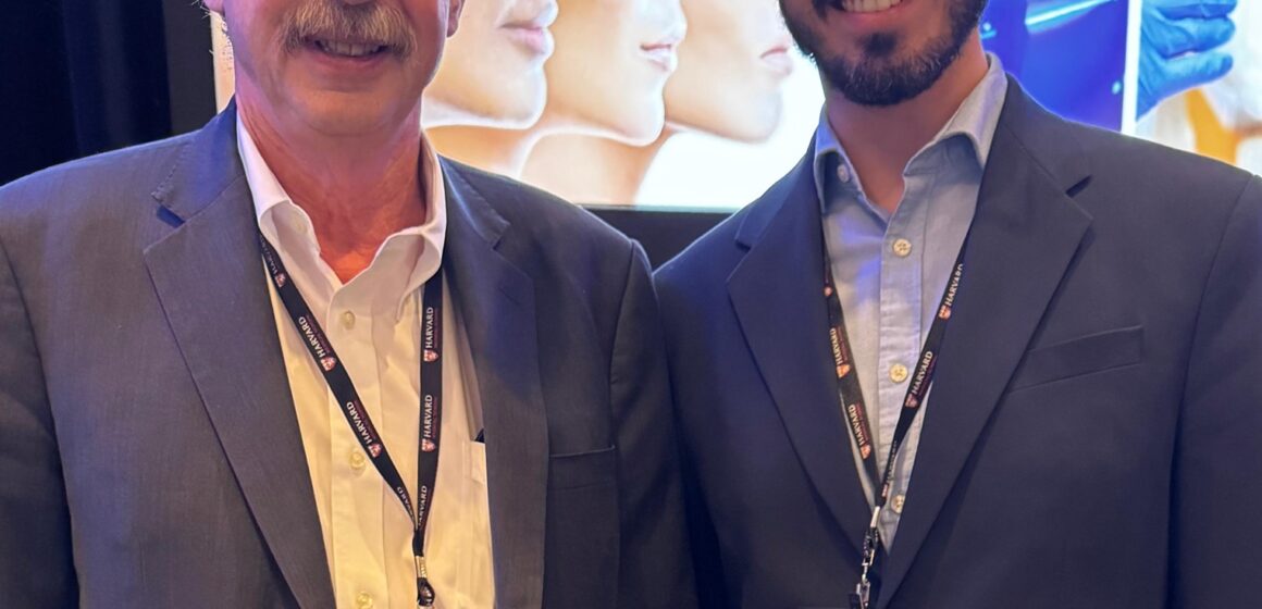 Médico de Florianópolis participa de conferência em Harvard sobre terapias a laser