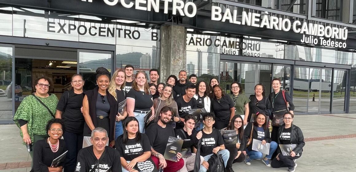 Alunos do IFSC realizam visita técnica ao Expocentro Balneário Camboriú Júlio Tedesco