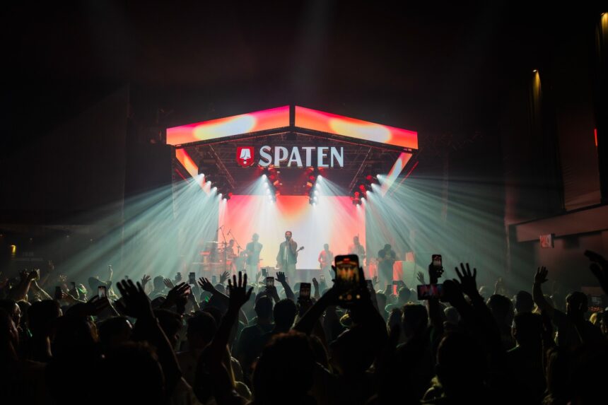 Camarote Spaten estreia com Banda Eva