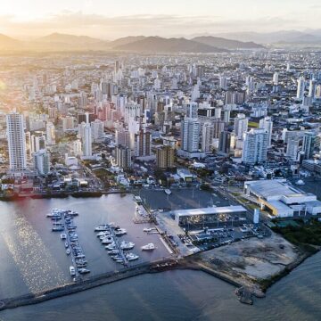 Itajaí se consolida como novo polo da inovação com o Foz Tech Summit 2025