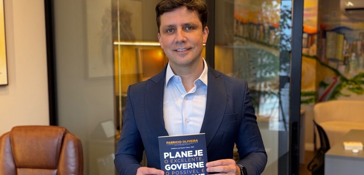 De Balneário Camboriú à “Dubai Brasileira”: Fabrício Oliveira lança livro sobre propósito e liderança transformadora
