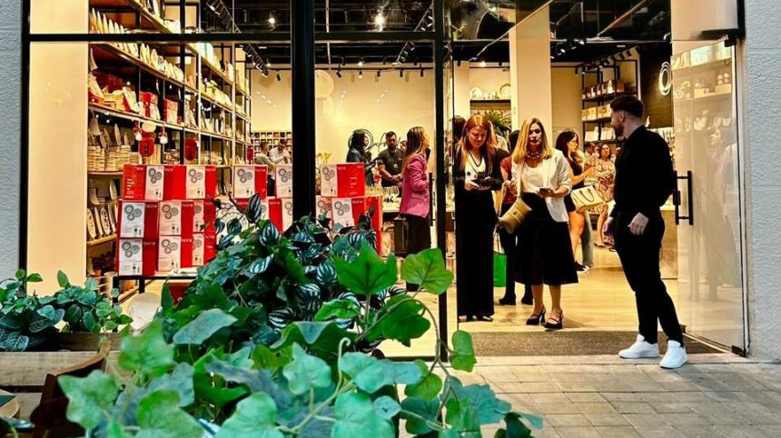 Porto Belo Outlet Premium recebe 12 novas lojas, com marcas exclusivas em formato outlet para SC