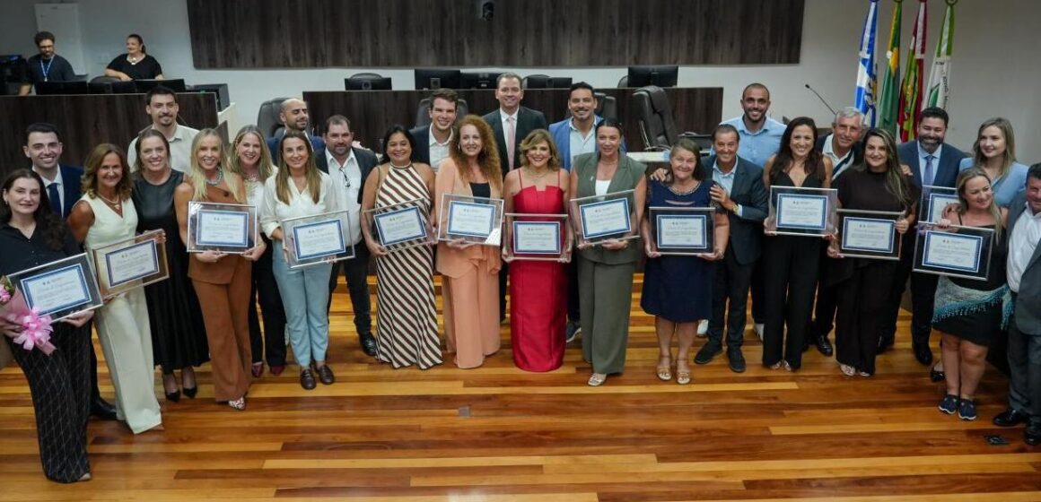 Sessão solene celebra Dia Internacional da Mulher na Câmara de BC