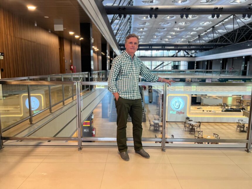 Dário Berger assume como novo CEO do Expocentro Balneário Camboriú Júlio Tedesco