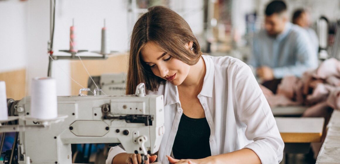 EMPRESAS DEVEM APOSTAR EM ERGONOMIA E ESTIMULAR PRÁTICA DE ATIVIDADES FÍSICAS PARA PREVENIR AS LER/DORT NOS AMBIENTES DE TRABALHO