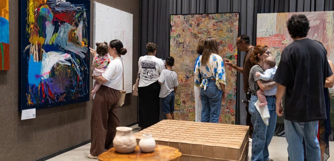 Blumenau recebe a exposição Fértil, do artista catarinense Diego dos Santos