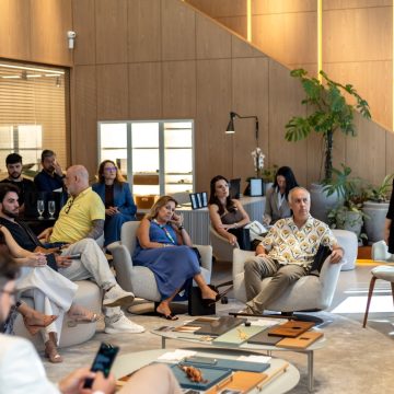 Todeschini Talks apresenta recortes da coleção 2026 em encontro com arquitetos