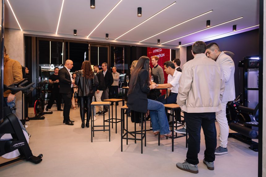 Líder global em equipamentos fitness abre unidade em Balneário Camboriú Líder global em equipamentos fitness abre unidade em Balneário Camboriú
