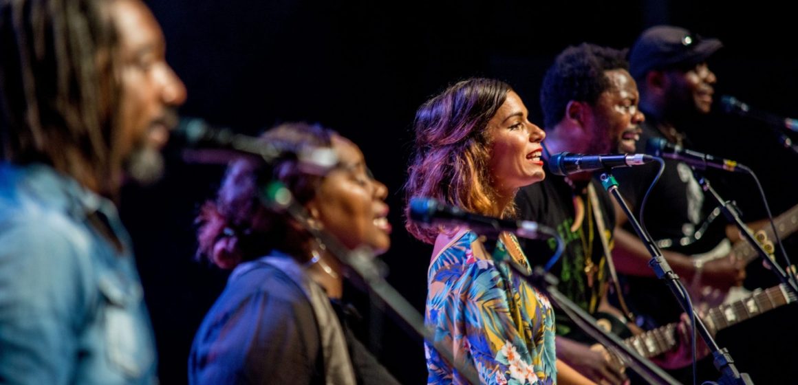 Playing for Change Band fará show beneficente no Warung Playing for Change Band fará show beneficente no Warung