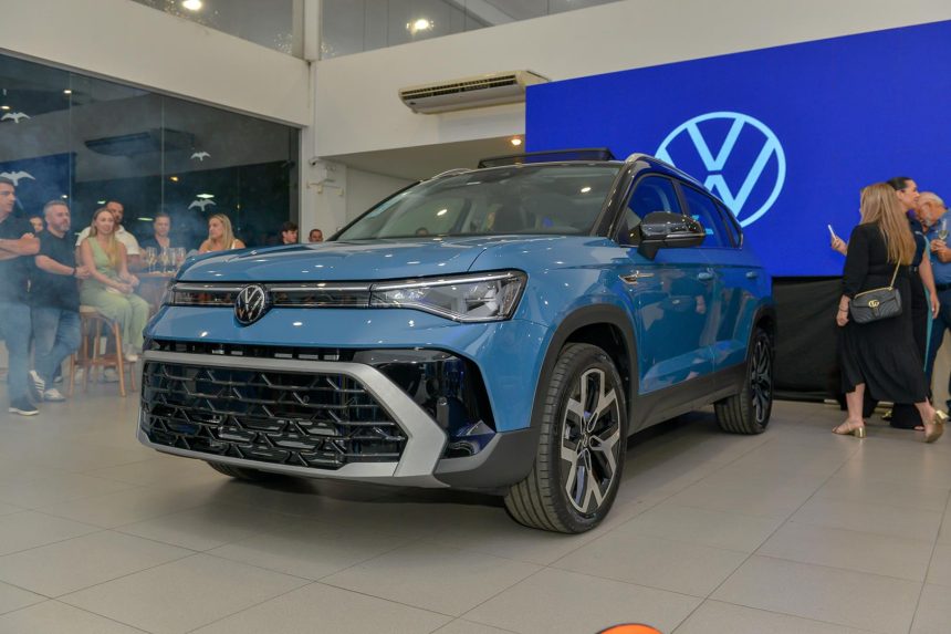 Novo Tiguan R-Line é lançado na Promenac Praia Brava