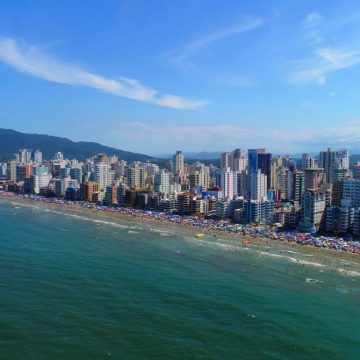 Alargamento da Meia Praia avança em Itapema