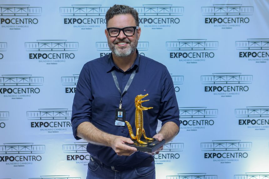 O Motor do Turismo de Negócios: Expocentro Balneário Camboriú Júlio Tedesco Completa 4 Anos com Impacto de R$ 592 Milhões na Economia O Motor do Turismo de Negócios: Expocentro Balneário Camboriú Júlio Tedesco Completa 4 Anos com Impacto de R$ 592 Milhões na Economia