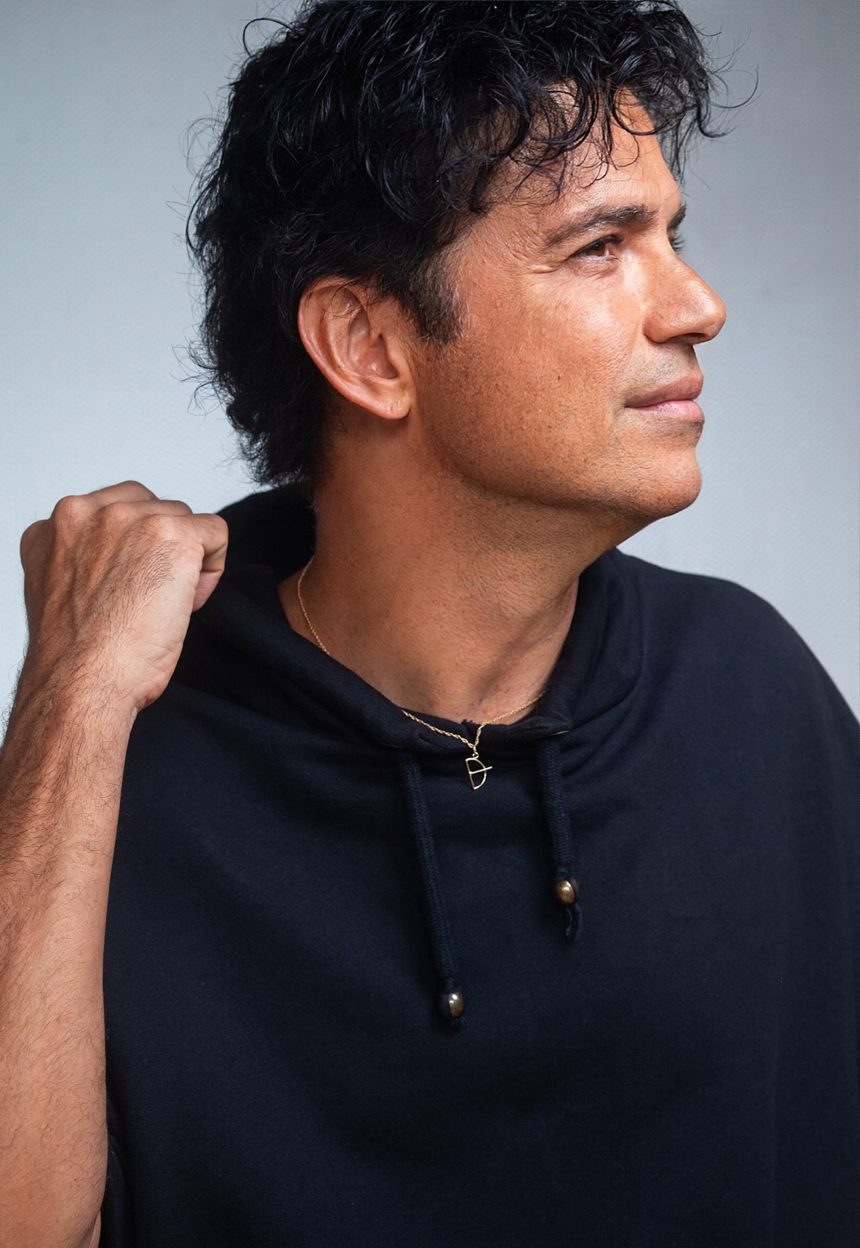 Jorge Vercillo apresenta nova fase da turnê comemorativa com “JV30Parte II – Mais um final feliz” com show em Florianópolis            