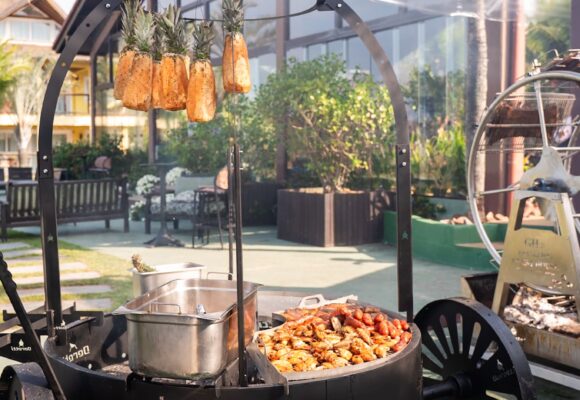 Aromas de Inverno: Pousada Estaleiro Guest House une alta gastronomia de fogo de chão e caldos artesanais em Balneário Camboriú