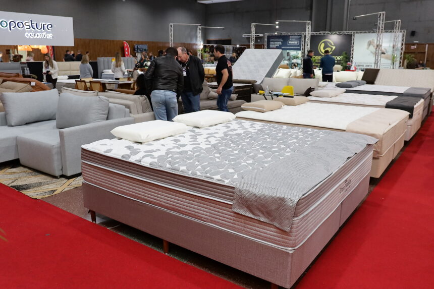 Home&Decor movimenta economia da Serra Catarinense com venda direta de fábrica e descontos de até 50% Home&Decor movimenta economia da Serra Catarinense com venda direta de fábrica e descontos de até 50%