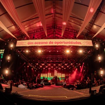 Seu Jorge, Mari Fernandez, Maneva e Henrique & Diego são destaques na programação do Festival do Mar 2026 em Bombinhas