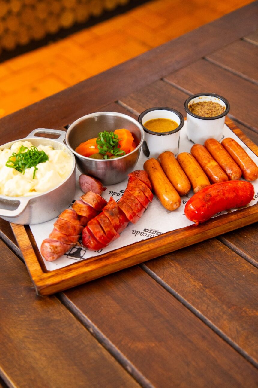 Fazenda Churrascada entra no clima da Oktoberfest e prepara programação especial para o feriado das crianças Fazenda Churrascada entra no clima da Oktoberfest e prepara programação especial para o feriado das crianças